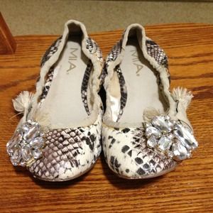 *****RESERVED for Cecimol*****Ballet flats size 6