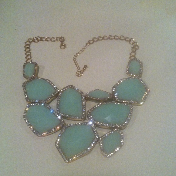Rhinestone turquoise gold necklace