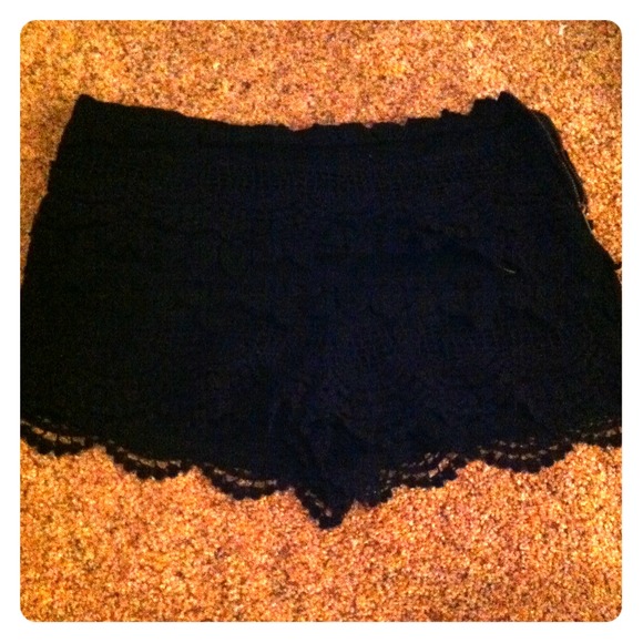 High Wasted Lacs Shorts