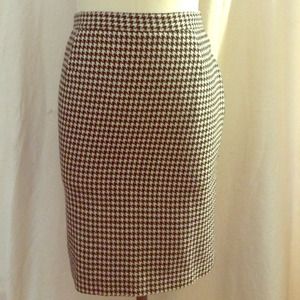 1980s houndstooth skirt