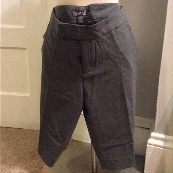 Knee length shorts - Picture 1 of 1