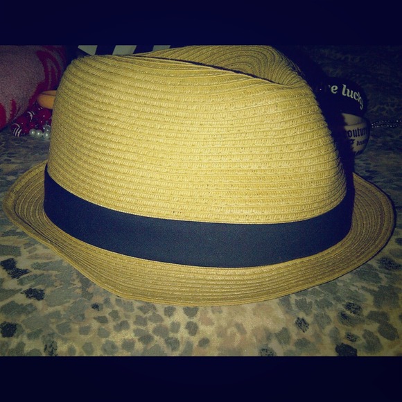 Urban Outfitters Straw Fedora Hat