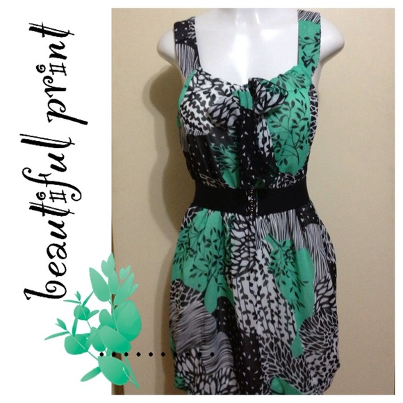 💙Beautiful party dress!