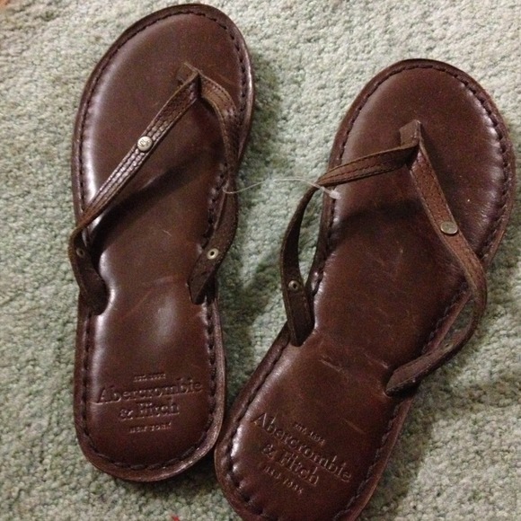 New Brown Abercrombie&Fitch flipsflops