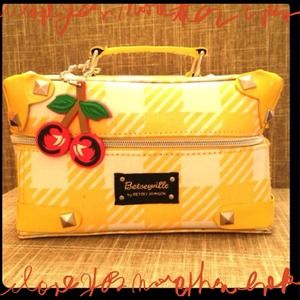 Betsey Johnson Makeup Case