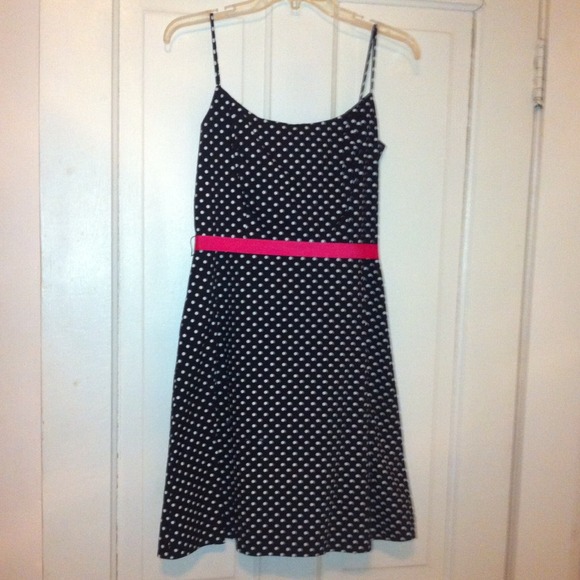 Adorable Jessica Howard dress