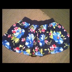 Hollister skirt