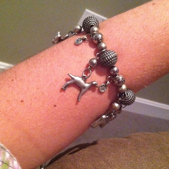Silver dog charm bracelet! - Picture 1 of 3
