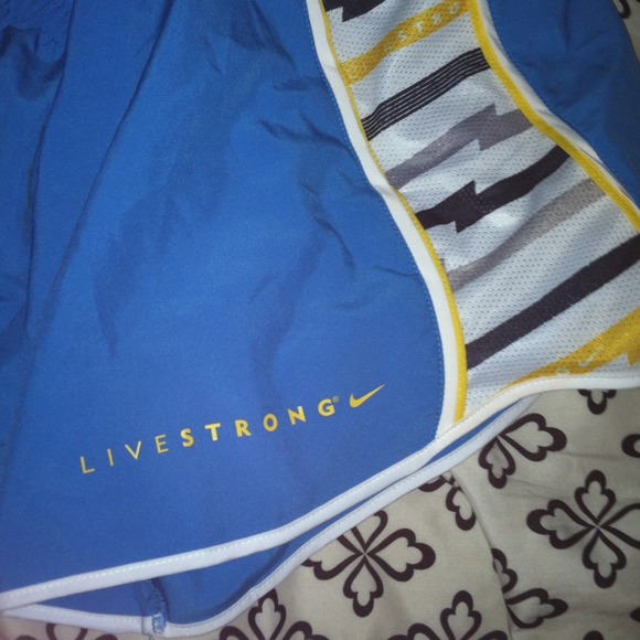 💲SOLD💲 - Picture 3 of 4