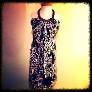 ❌SOLD❌Black & White Bead Neck Halter Dress