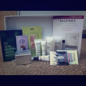 Sample Pack - high-end/designer makeup & skincare