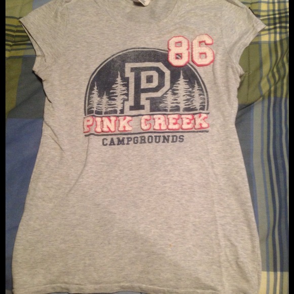 *SOLD* VS pink collection size M tee GUC