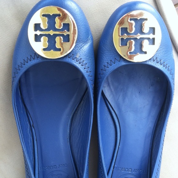 Tory Burch Reva Leather flats........SOLD!