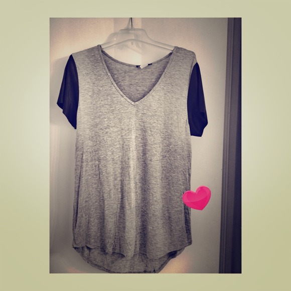 Tops - Rayon Tee💗
