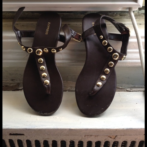 🚫SOLD🚫 Express thong sandals