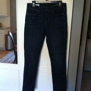 Gap mid-rise skinny jeans size 30