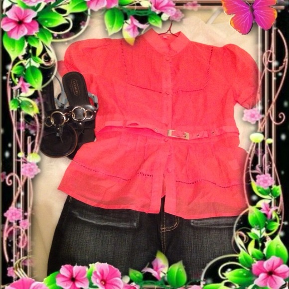 NWOT coral top size M