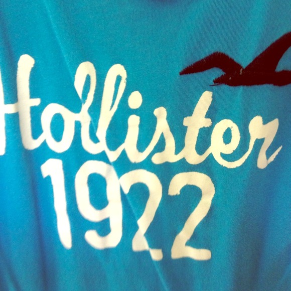 XS HCO Shirt DISCOUNTS💰BUNDLES🎀TRADES🎁