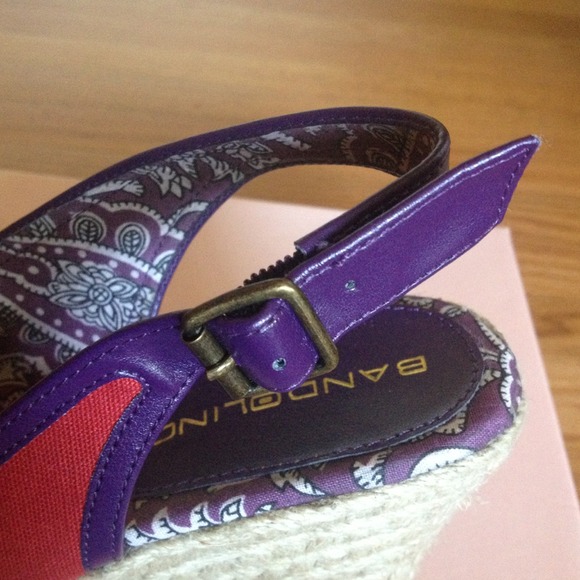 NEW Peep Toe Espadrille Wedges - Picture 4 of 4