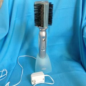 Revo Hair styler.     ON HOLD.........