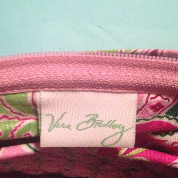 BUNDLED 🎉HOST PICK🎉 Pink Vera Bradley Purse - Picture 3 of 3