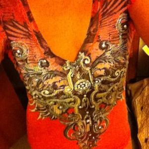 buckle t shirt