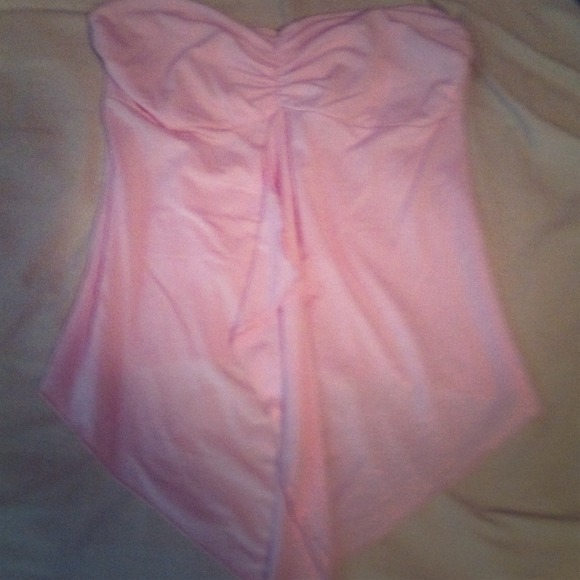 Pink flowey tube top!!