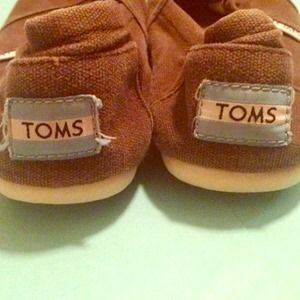ON HOLD BUNDLE!! TOMS and madden girl sandals