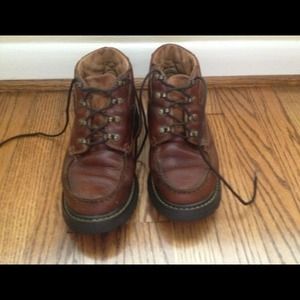 Women's Ariat 7.5 B Chukka Boots