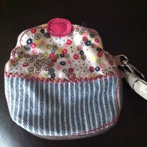 🚫🚫🚫🚫🚫bundled Thirty One cupcake coin purse