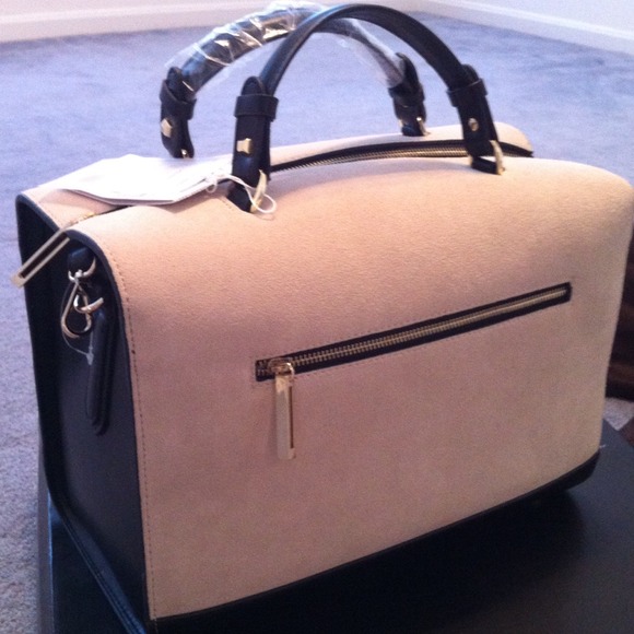 Zara Handbags - 🚫SOLD🚫Handbag