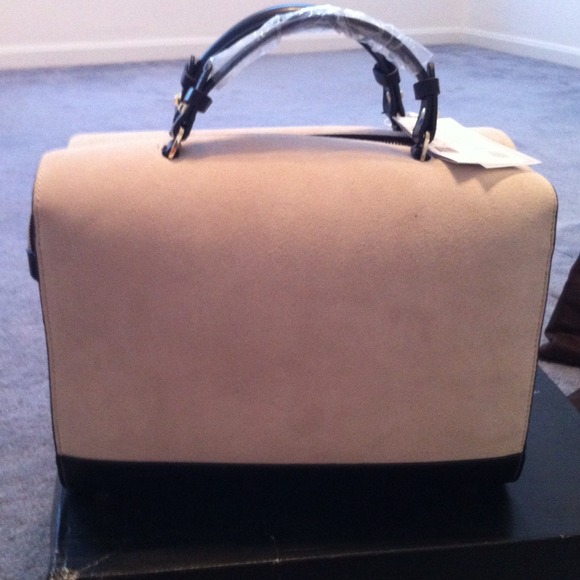 🚫SOLD🚫Handbag - Picture 3 of 4