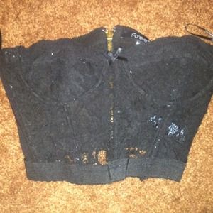 ❌ Not available❌Lace bustier