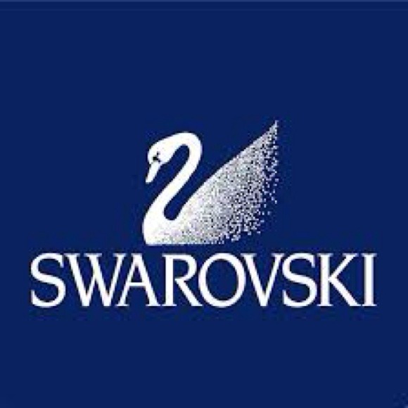 Love Swarovski brand jewelry, looking good deals!