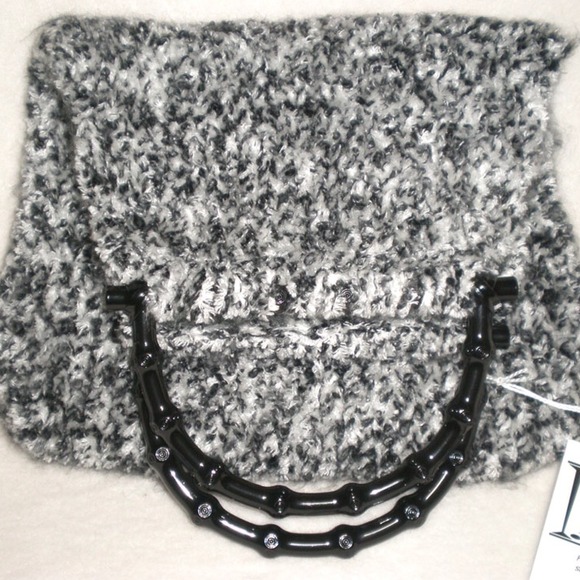 Handcrafted handbag. One of a kind. - Picture 2 of 4