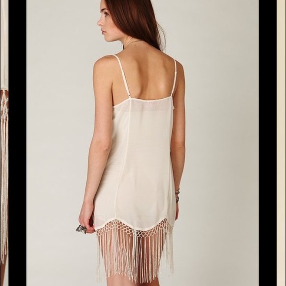 ❌❌SOLD ON EBAY❌❌The Fringe Bottom Slip in Ivory - Picture 2 of 4