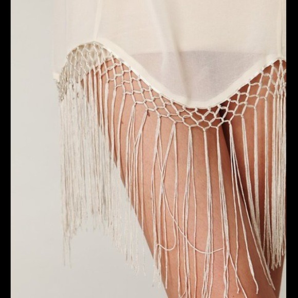 ❌❌SOLD ON EBAY❌❌The Fringe Bottom Slip in Ivory - Picture 3 of 4