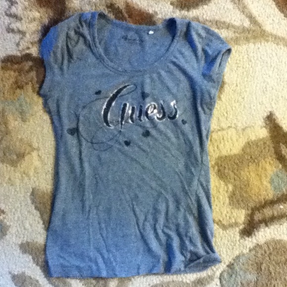 Grey Guess Tee - Picture 1 of 2