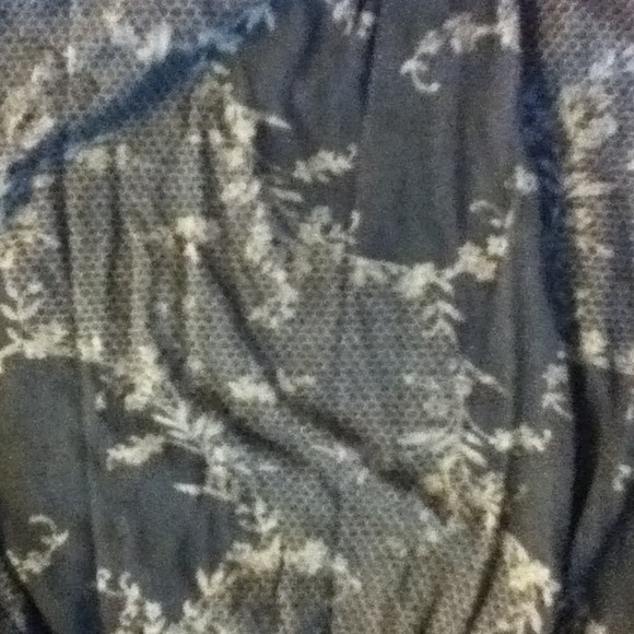 Grey Balloon Top - Picture 3 of 3