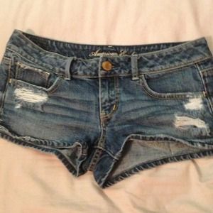 American Eagle Hole Shorts(: