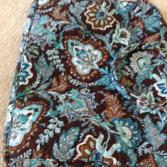 Never used New Vera Bradley bag. - Picture 2 of 4