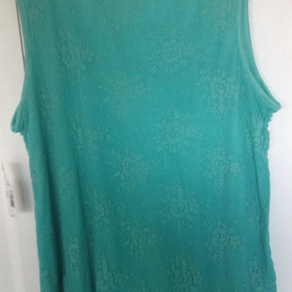 SOLD NWT teal lace tank top - Picture 2 of 2