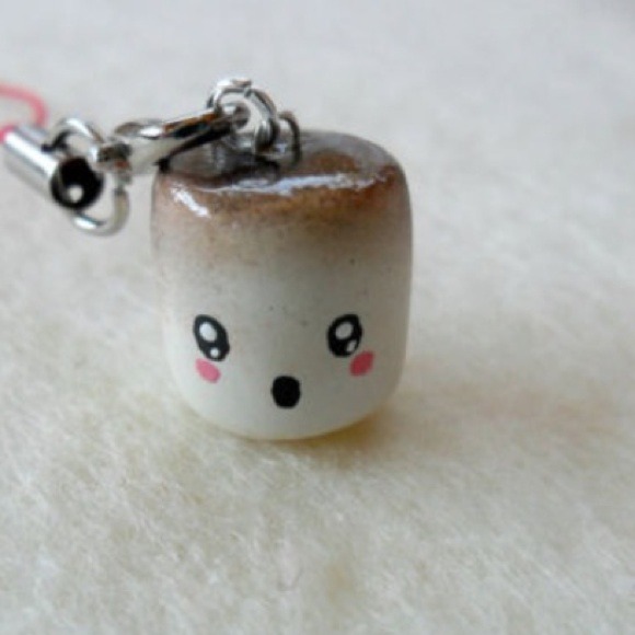 Homemade burnt marshmallow charm - Picture 1 of 1