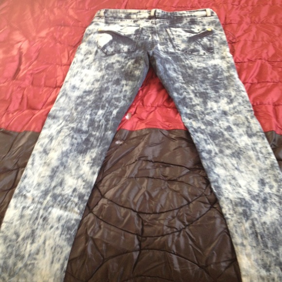 Acid wash jeans - Picture 2 of 2