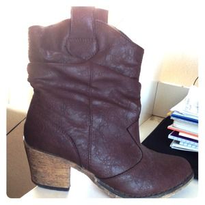 💥SOLD💥Cowboy Boots