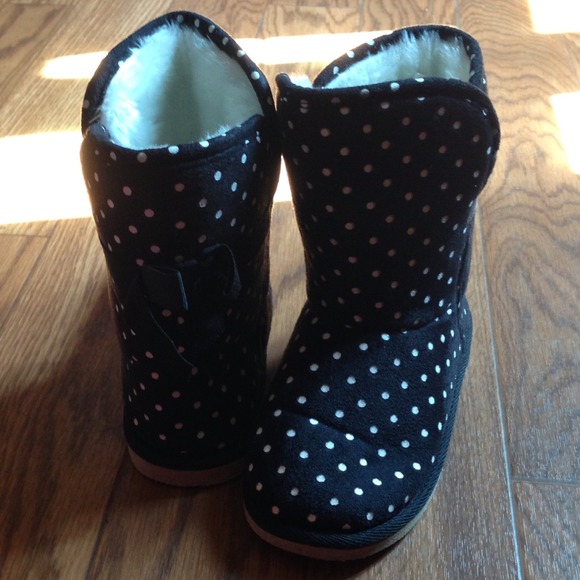 SOLD🎀GYMBOREE EXCELLENT CONDITION WINTER BOOTS