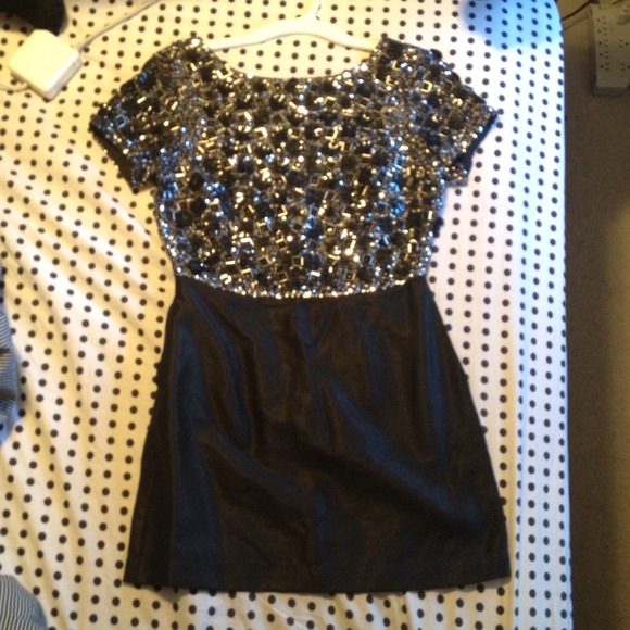 REDUCED ASOS 60's Embellished Shift Dress 6 - Picture 3 of 4
