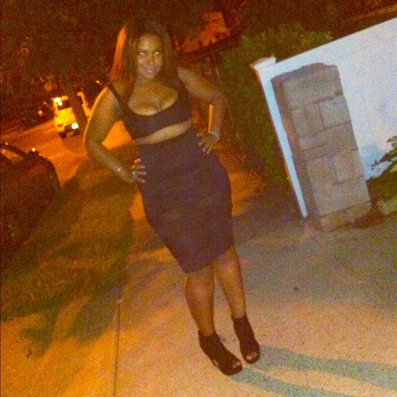 MEET YOUR SELLER (: (: