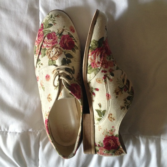 Floral oxfords