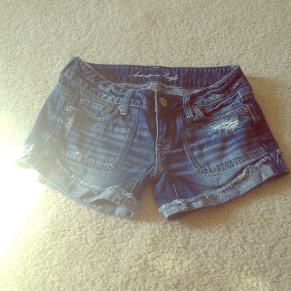 Cut off jean shorts